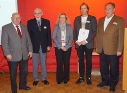 V. l.: Friedrich Baden, Erich Vorwerk, Bürgermeisterin Meike Moog-Steffens, Hartmut Fach, Alexander Neppert